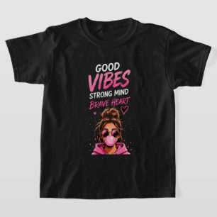 Camiseta 💕 Boas Vibrações Coração Valente Citação de Adole