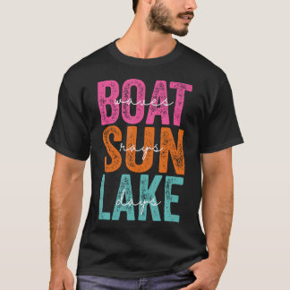 Camiseta Boat Waves Sun Rays Lake Day Retro Summer Vacation