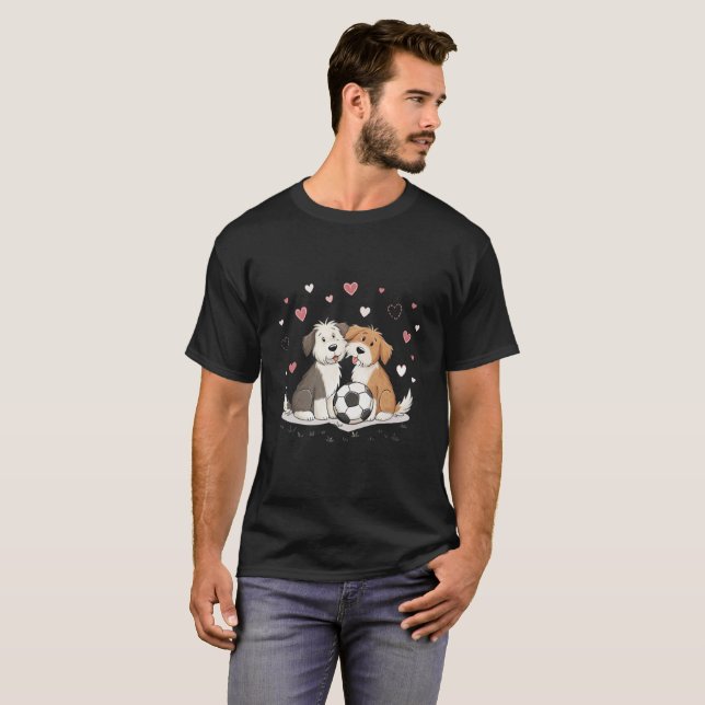Camiseta Bobtail  with soccer ball for Valentine's Day (Frente Completa)