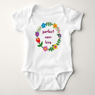 Camiseta Bodysuit novo perfeito do bebê do amor
