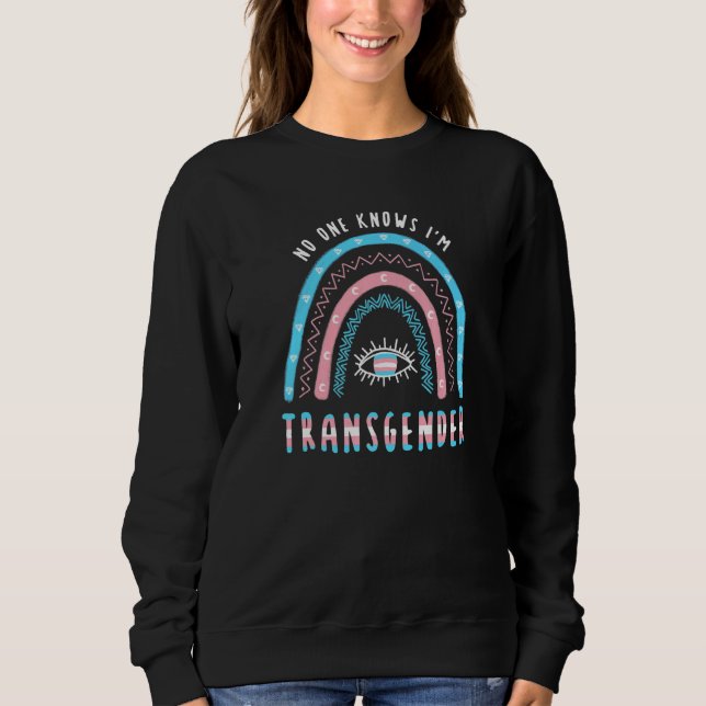 Camiseta Boho Arco-Íris Ninguém Sabe Que Sou Transgênero   (Frente)