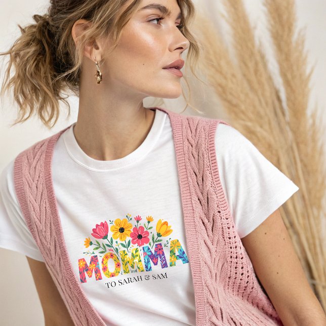 Camiseta Boho Mama Texto com Flores e Nomes de Crianças (Criador carregado)