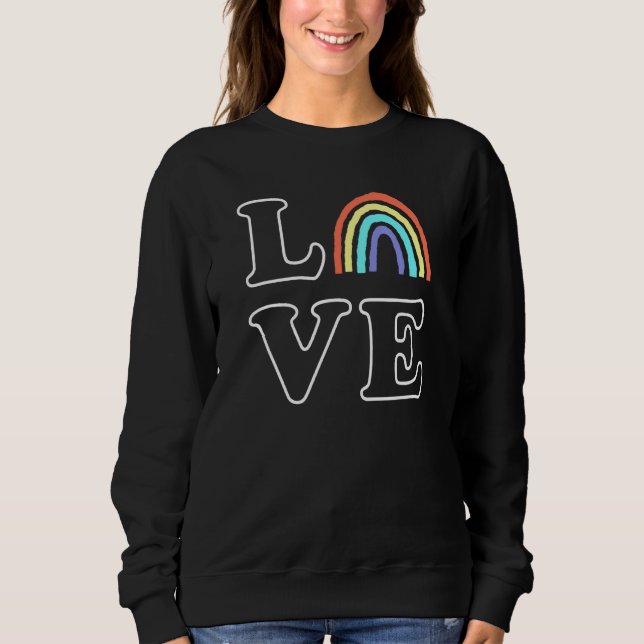 Camiseta Boho Rainbow Love Letters Pride Lbgtqia (Frente)