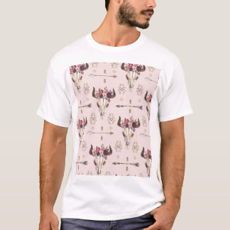 Camiseta Boho setas e crânio, padrão de aquarela.