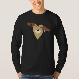 Camiseta Boho Style coração e olho Alquimia Mística