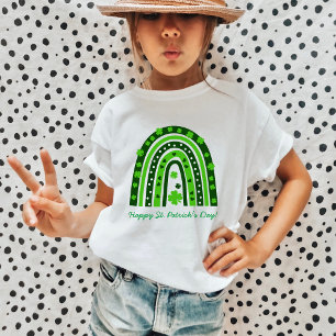 Camiseta Boho Verde Rua Arco-Íris de Shamrock. Dia de Patri