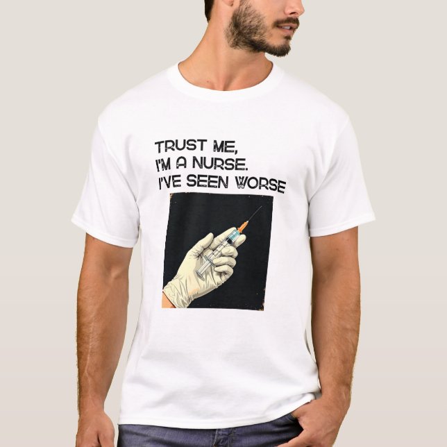 Camiseta Bold Illustration of Gloved Hand Injecting Syringe (Frente)