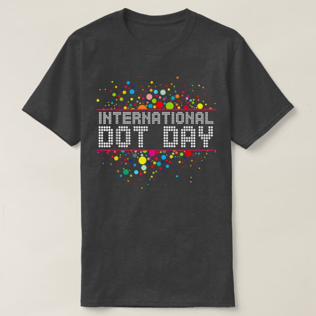 Camiseta Bolinhas internacional colorida do arco-íris (Frente do Design)