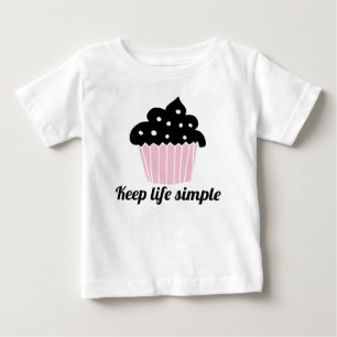 Camiseta Bolo de aniversário cor-de-rosa fofo e simples