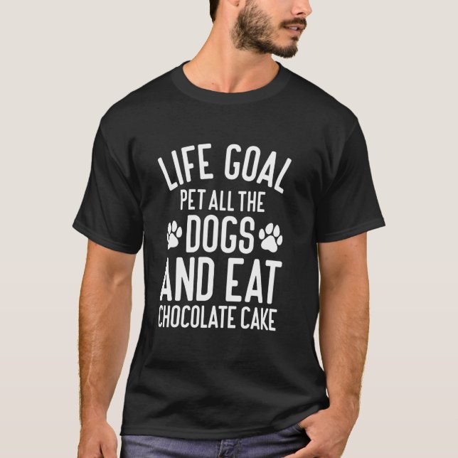 Camiseta Bolo De Chocolate Acaricie Todos Os Cães Cães Engr (Frente)