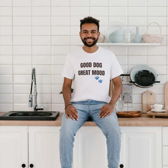 Camiseta Bom Cão Ótimo Humor (Criador carregado)