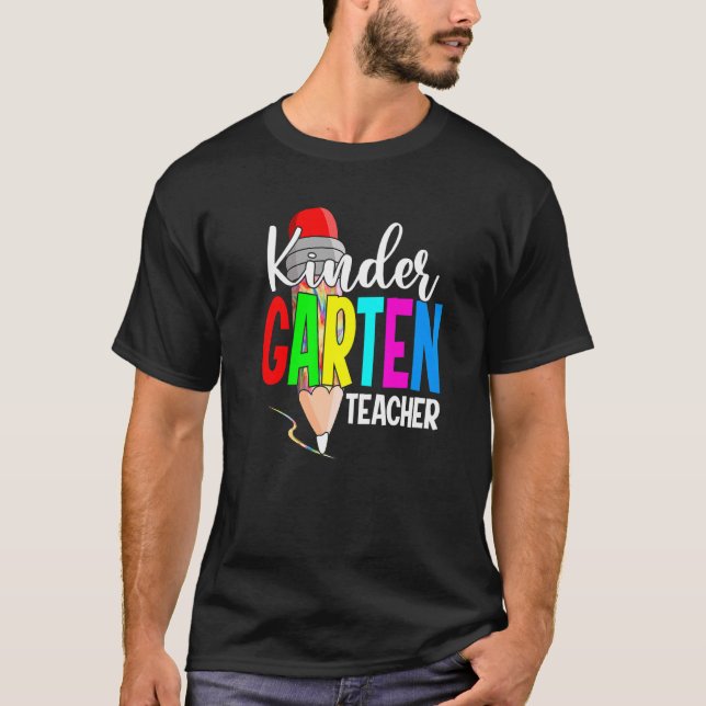 Camiseta Bom Primeiro Dia De Professores Do Jardim De Infân (Frente)