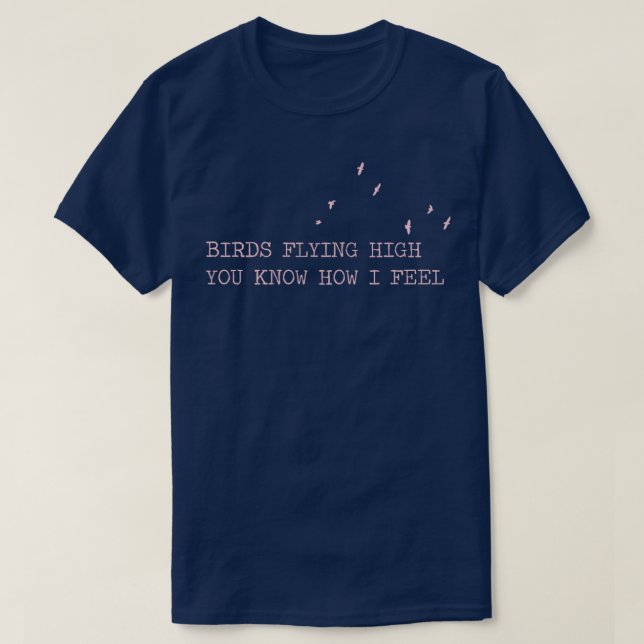 Camiseta Bom rosa (Frente do Design)