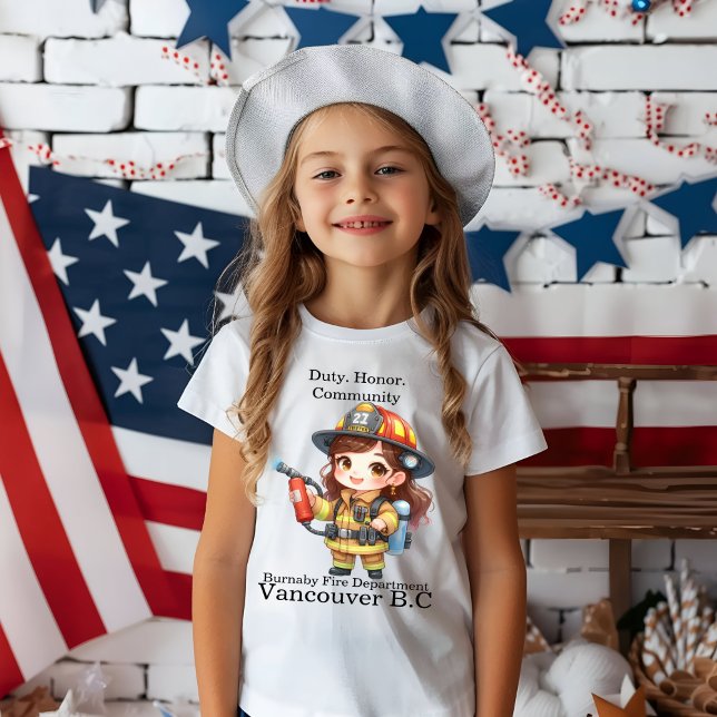 Camiseta Bombeiro corajoso em engrenagens brilhantes (Criador carregado)