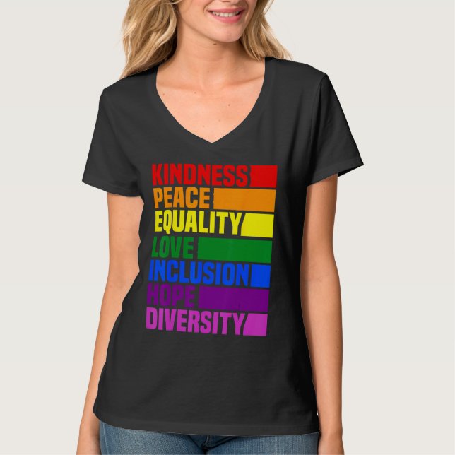 Camiseta Bondade Paz Igualdade Arco-Íris Retro Para Gays E  (Frente)