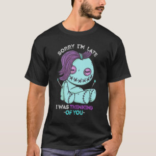 Camiseta Boneca Voodoo Desculpe por estar atrasada Gótico d