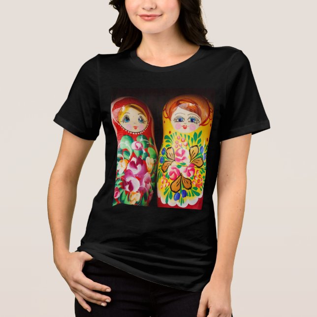 Camiseta Bonecas Matryoshka Coloridas (Frente)