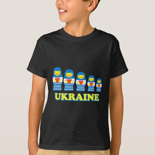 Camiseta Bonecas Russas Ucrania com Corações  (Frente)