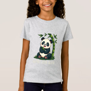 Camiseta Bonita Ilustração Panda Whimsical Bamboo Pun Art