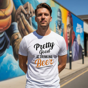 Camiseta Bonito Bem Na Cerveja Do Bebendo