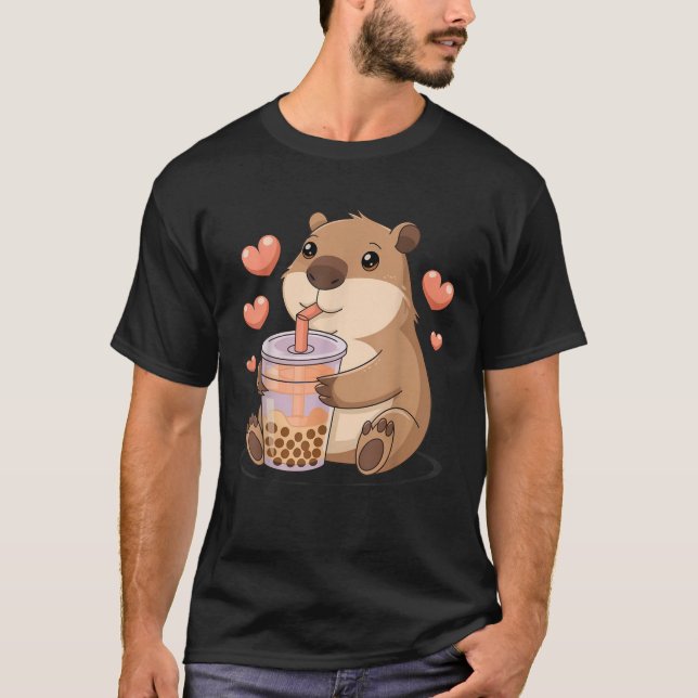 Camiseta Bonito Coração Capybara Kawaii Bebendo Bubble Tea  (Frente)
