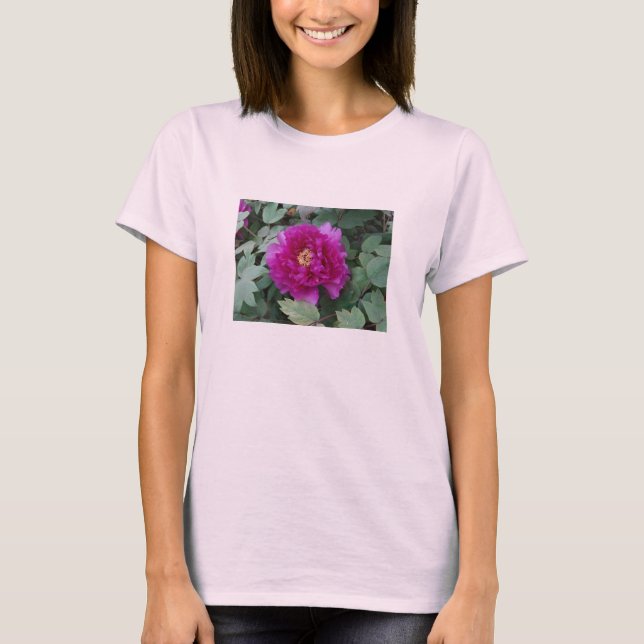 Camiseta Bonito em Peões Rosa em um (Frente)