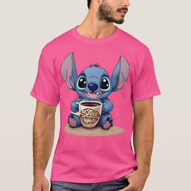 Camiseta Bonito Stitch Kawaii Com Café (Frente)