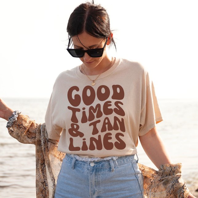 Camiseta Bons tempos e linhas de bronzeamento | Férias Boho (Criador carregado)