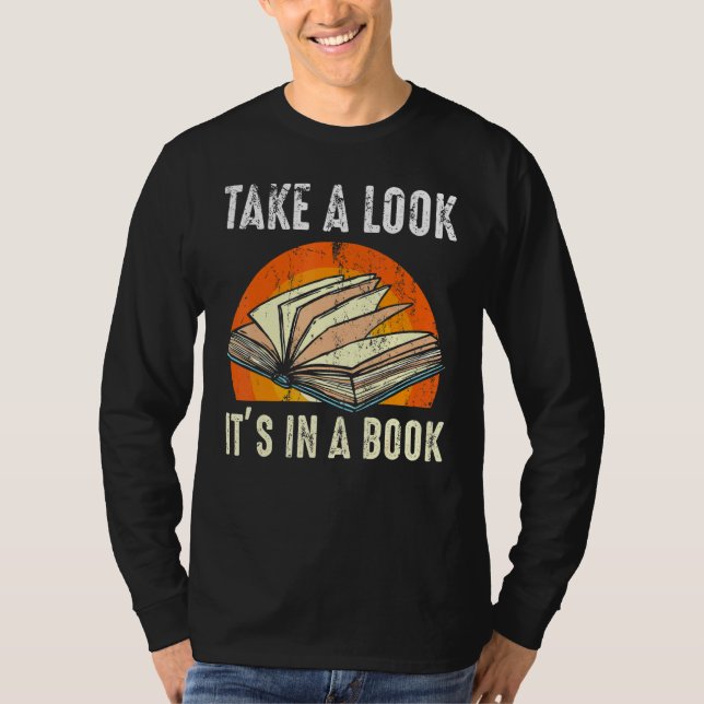 Camiseta Bookworms Lendo Dá Uma Olhada Num Livro (Frente)