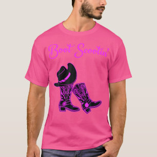Camiseta Boot de Linha Scootin Cowgirl Hat