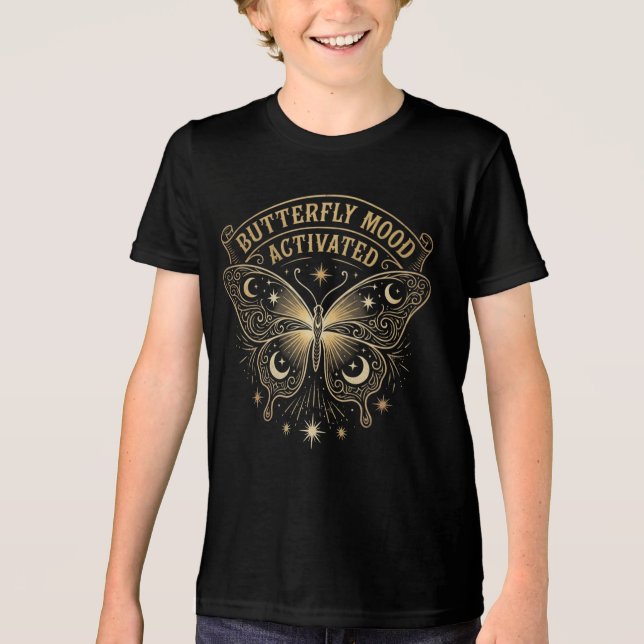 Camiseta Borboleta Celestial Boho “Humor de Borboleta Ativa (Frente)