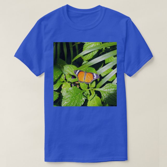 Camiseta Borboleta de Monarca Laranja Niagara Falls Cidade  (Frente do Design)