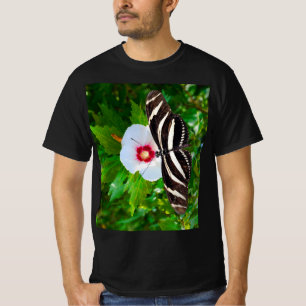 Camiseta Borboleta-de-vidro-zebra em camiseta-vermelho-hibi