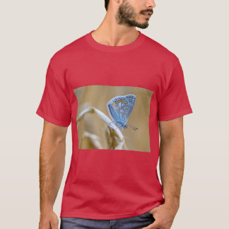 Camiseta Borboleta Elegante Gráfico da Natureza