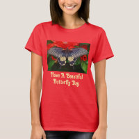 Camiseta Borboleta Em Flores Vermelhas