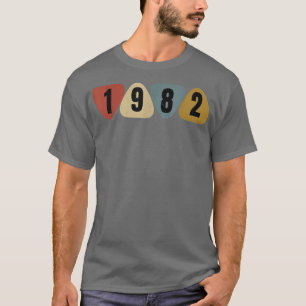 Camiseta Born In 1982 Guitarist Guitar Pick Music Birthday