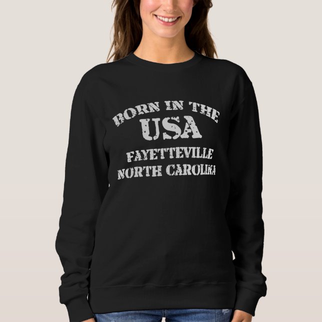 Camiseta Born in the USA in Fayetteville North Carolina hom (Frente)