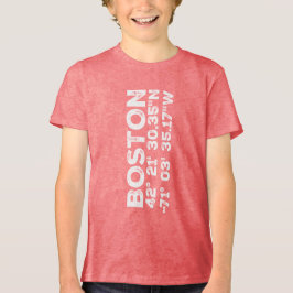 Camiseta Boston e Coordenadas em Fonte Distorcida