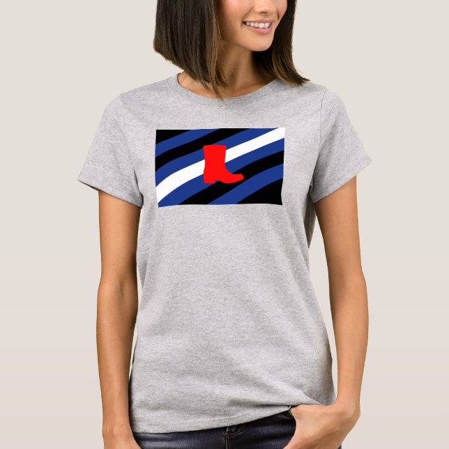 Camiseta Bota Bandeira Orgulho (Frente)