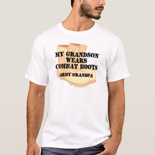 Camiseta Botas de combate do deserto do neto do vovô do (Frente)