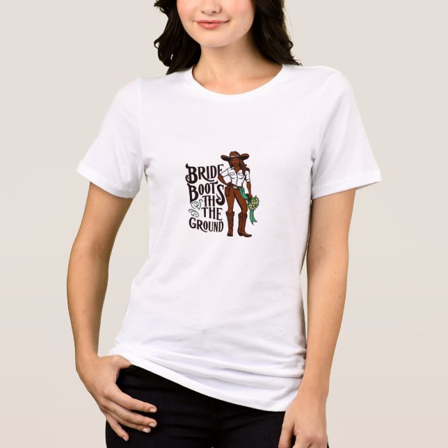 Camiseta Botas de noiva da Cowgirl no chão (Frente)