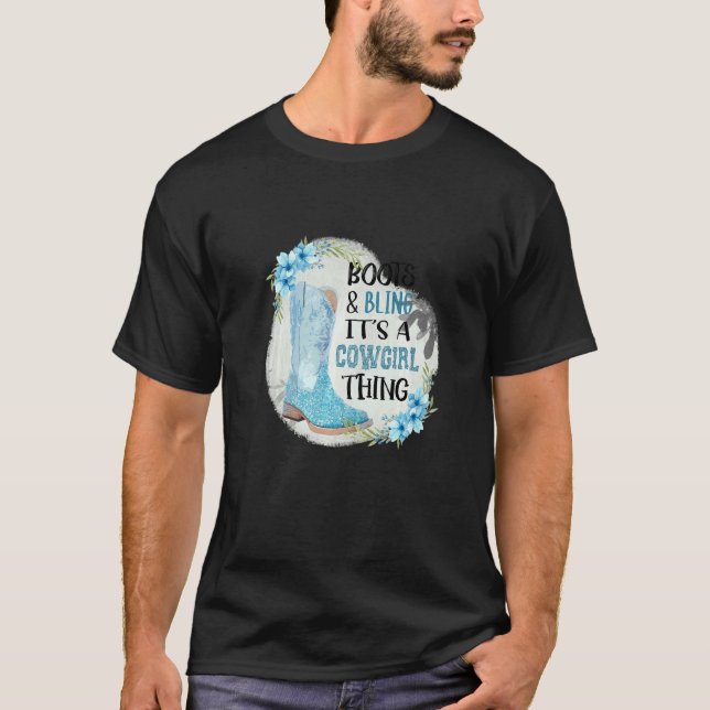 Camiseta Botas E Brilho É Uma Coisa De Vaqueira (Frente)