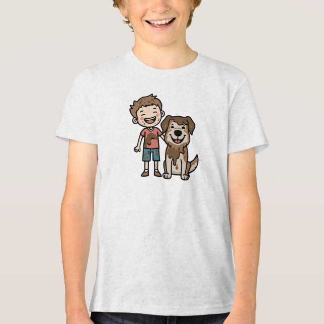 Camiseta Boy and Dog Playing Mud (Frente)