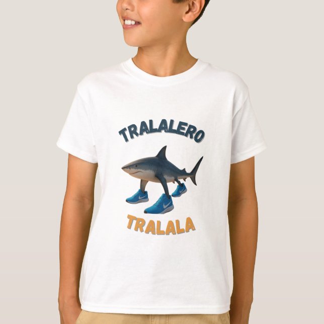 Camiseta BrainRots TralaleroTralala-The Three-Legged Shark (Frente)