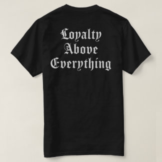 Camiseta Branca com Logo Pequeno Proteger a Famíli