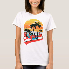 Camiseta Branca Feminina Pôr do Sol Retro da Calif