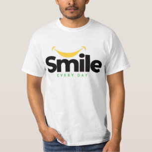 Camiseta branca para uso diário confortável estilo