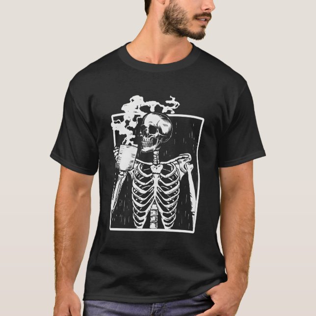 Camiseta Branco frontal do café do Bebendo esquelético (Frente)