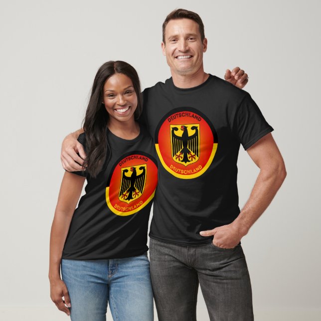 Camiseta Brasão de Armas da Alemanha em Forma de Círculo (Unissex)
