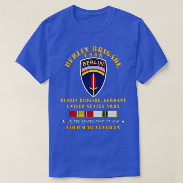 Camiseta Brigada de Berlim com FRIAS DO SERVIÇO FRIO (Frente do Design)
